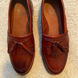 Men’s Allen Edmonds “Cody” tassel loafer. Size 8 1/2